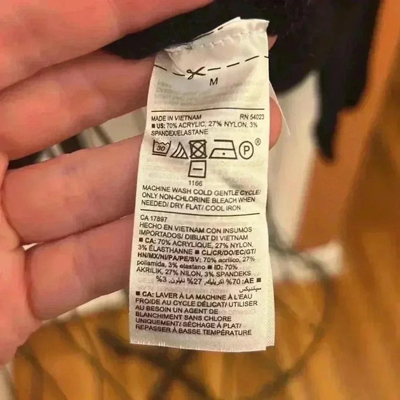 Old Navy Crew Neck Sweater-Sz M - Picture 5 of 5